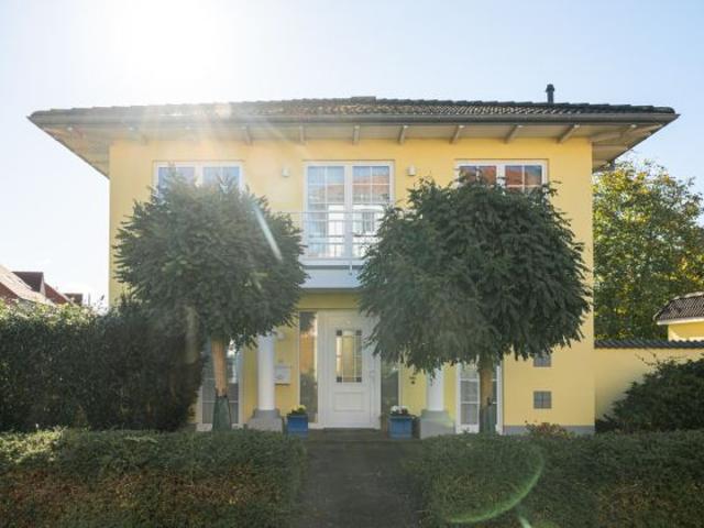 Einziehen und wohlfühlen, traumhafte Stadtvilla in Lüneburg Oedeme