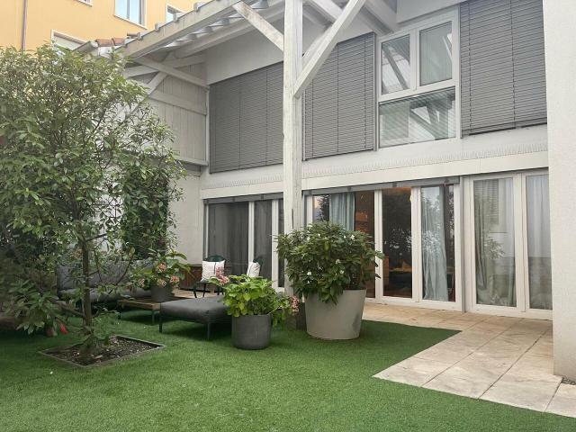 Einzigartig schöne und grosse 5.5 Zimmerwohnung mit Terrassen in Les Pâquis