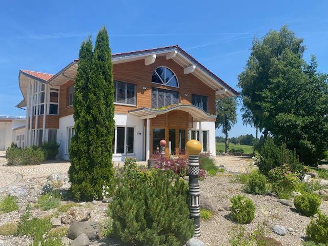 einzigartige Buero/Geschäftsräume im Allgäu bei Kempten, See und Bergsicht und Business Fengshui