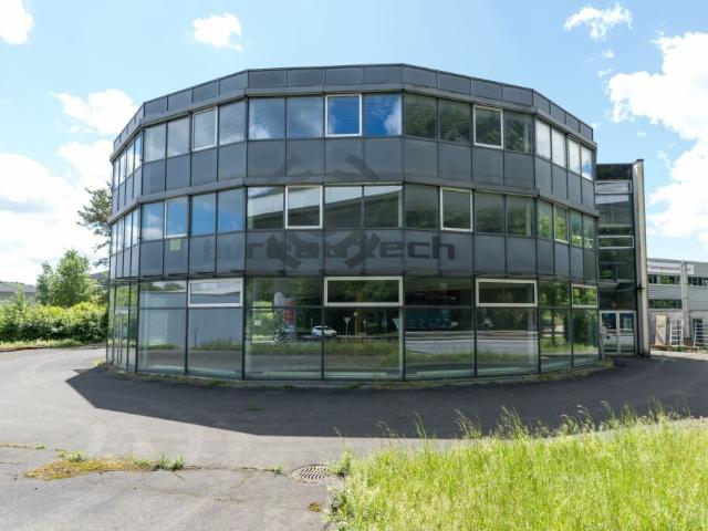 Einzigartige Büro und Gewerbeflächen an top Lage im Bieler Bözingenfeld zu vermieten