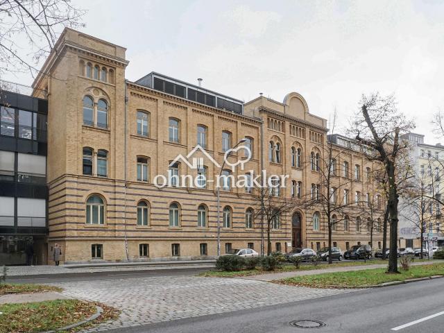 Einzigartige Wohnung mit Loft Charakter im historischen Gebäude