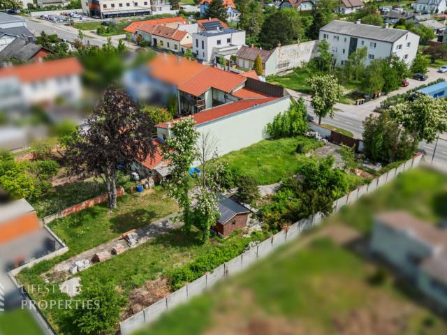 Einzigartiges Grundstück mit Baubehördlicher Bewilligung Für 30 Wohneinheiten und einer Tiefgarage
