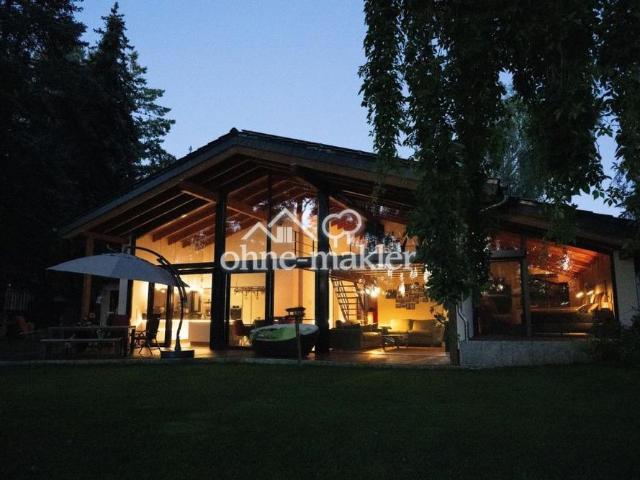 Einzigartiges Haus am See Unique Lakefront Home