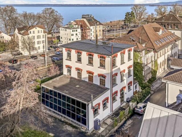 Einzigartiges, historisches Loft Haus mit Seesicht und viel Raum zum Wohnen und Arbeiten
