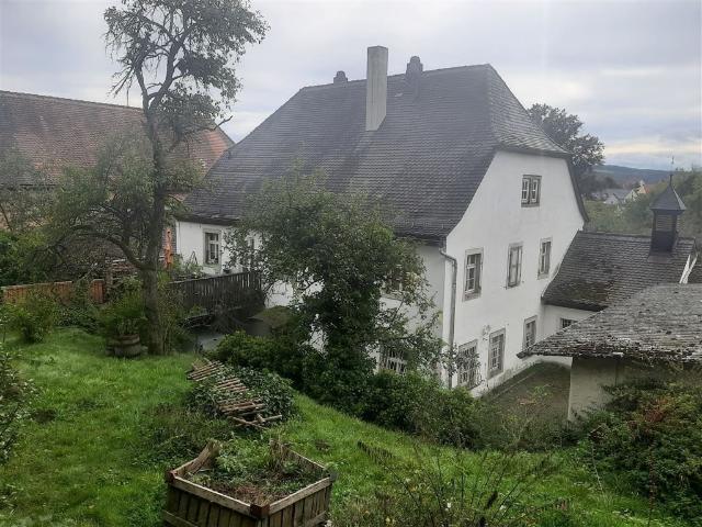 Einzigartiges Juwel* Stilvolles Pfarrhaus mit traumhaftem Garten
