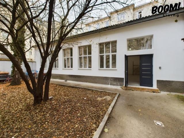 EINZIGARTIGES LOFTBÜRO MITTEN IN DER CITY 222 m² / Deckenhöhe 4,5 m