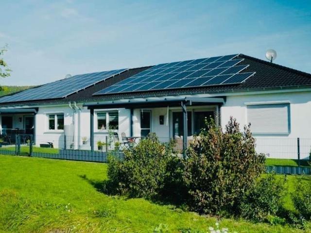 Einzugsbereit ! Komfortable Neubau Service Bungalows im Staatsbad Bad Bocklet