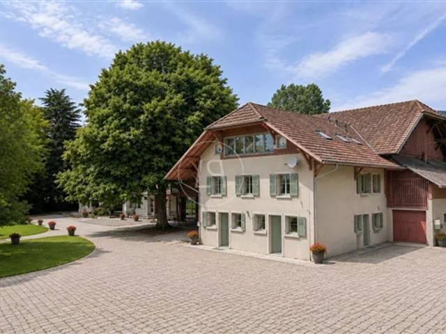 Ein Anwesen, das man als außergewöhnliche Privatresidenz neu erfinden sollte, an den Toren von Genf