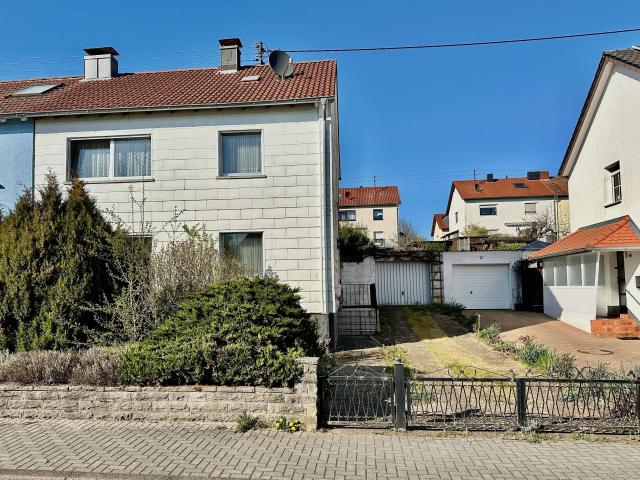 Ein bis Zweifamilienhaus in Saarbrücken Eschringen