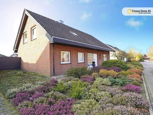 Ein Haus, viele Möglichkeiten: Charmantes Wohnhaus zur Nutzung als Ein oder Zweifamilienhaus!