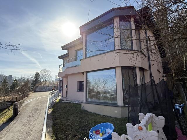 Ein Haus, Zwei Wohnungen, Fantastische Aussicht Großzugiges Zfh in Thalheim bei Wels