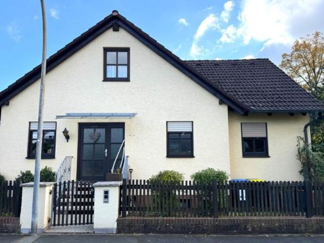 Ein Haus drei Möglichkeiten viel Potenzial!