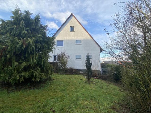 Ein Haus mit Raum zum Träumen großes Grundstück inklusive