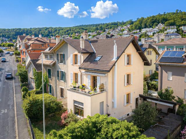 Ein Haus mit vielen Möglichkeiten – angenehme Wohngegend in Peseux