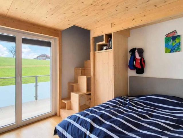 Ein helles 4.5 Zimmer Haus mit Blick ins Grüne
