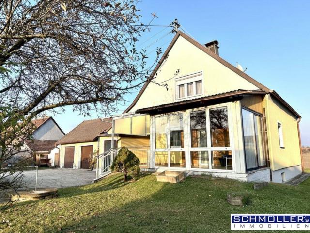 Nettes Einfamilienhaus mit großem Garten