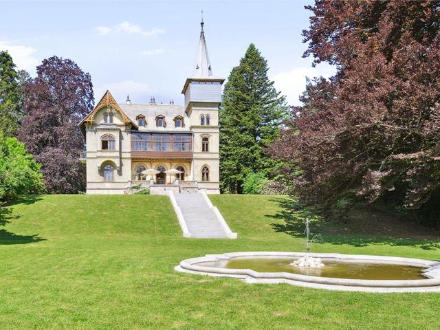 SOMMERFRISCHE WIE EINST Historisches Juwel mit Mondseepanorama