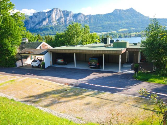 Ein Ort für Anspruchsvolle Wohnen über dem Mondsee! Terrassenwohnung der Extraklasse mit Südwestblick, Panoramaflair und luxuriöser Ausstattung