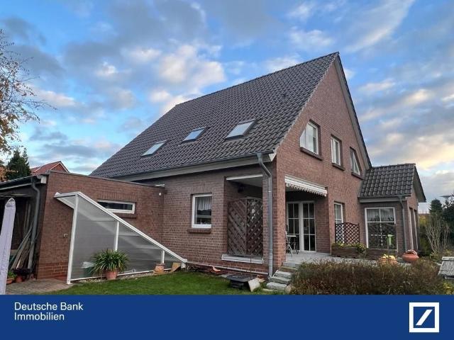 Ein schönes Zuhause mit viel Platz in ruhiger Lage!
