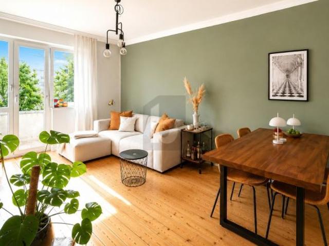 EIN SELTENES ZUHAUSE VOLLER WÄRME UND ELEGANZ