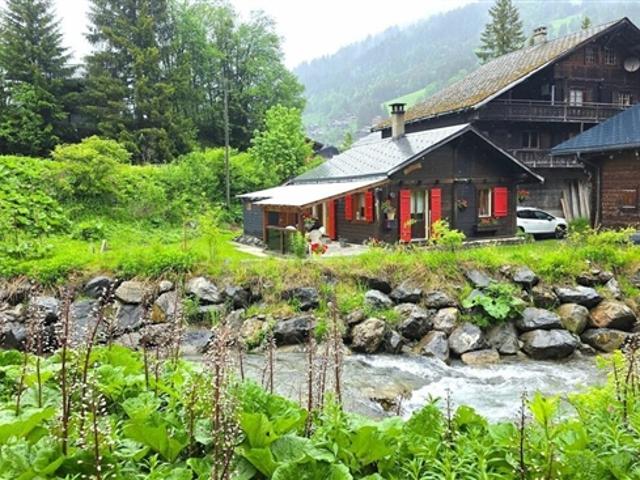 EIN WENIG PARADIES