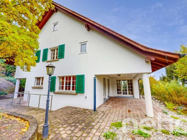 Ein Traum im Grünen! 7.5 Zi Villa in hervorragendem Zustand