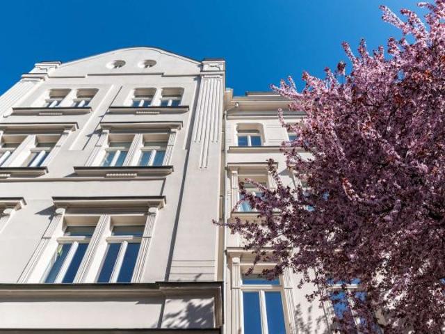 EIN ZUHAUSE WIE GEMALT / Stilvolle Altbauwohnung mit edler Ausstattung in Leipzig Gohlis