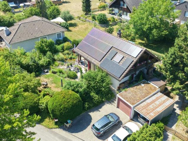 EIN ZUHAUSE ZUM WOHLFÜHLEN NATURNAH, GEPFLEGT UND VOLLER CHARME