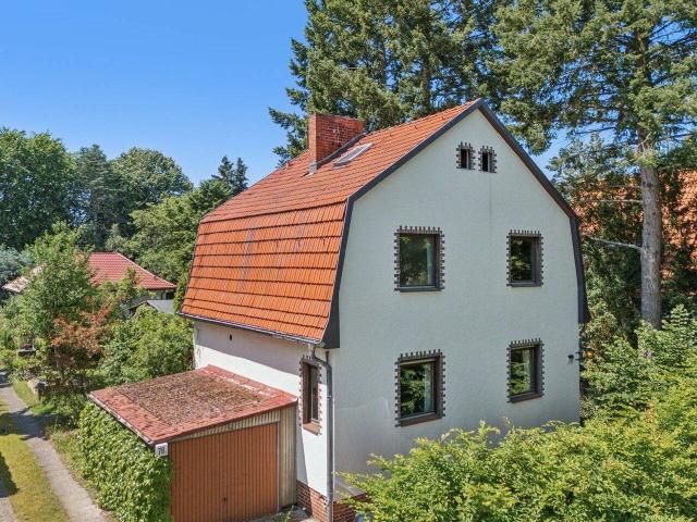 Ein Zuhause mit Herz in Lichterfelde in liebevolle Hände zu vergeben!