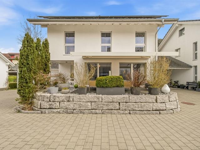 EIN ZUHAUSE MIT HERZ MODERN, WARM UND EINLADEND