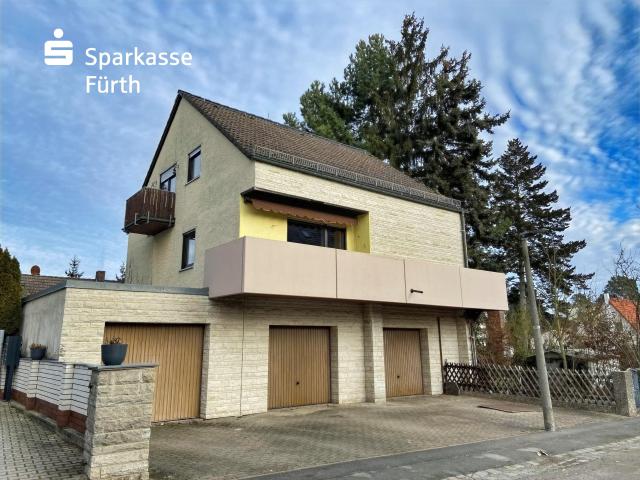 Ein /Zweifamilienhaus in Cadolzburg
