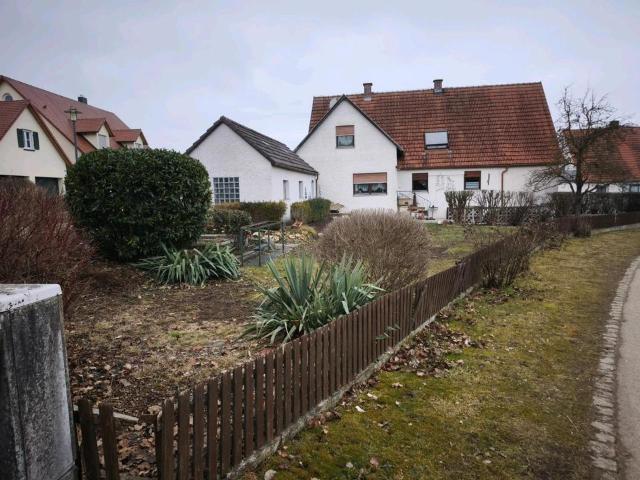Ein Zweifamilienhaus provisionsfrei