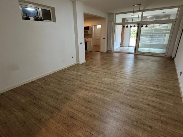 Einderstraat 17A