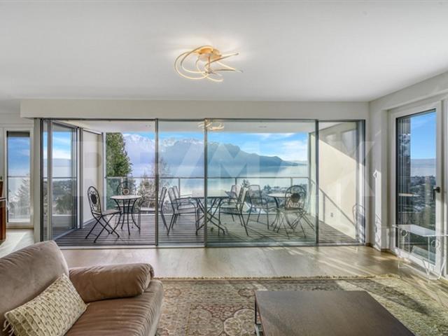 Eine außergewöhnliche Wohnung mit Blick auf den Genfersee und die Alpen, 4,5 Pence, 148 m²