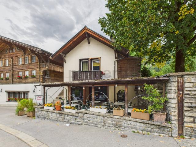 Eine einmalige Gelegenheit im Herzen der Schweiz Wohnen & Gastfreundschaft in Meiringen Haslital