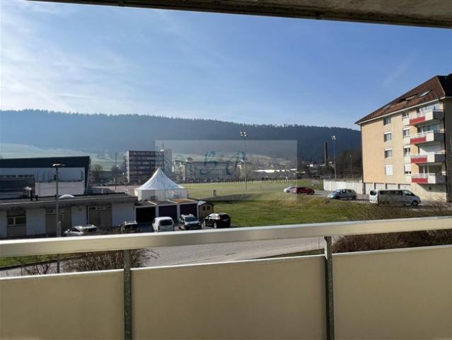 Eine schöne und geräumige 4.5 Zimmer Wohnung in Couvet zu vermieten!