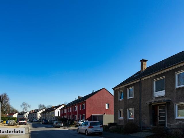 Einfamilien Reiheneckhaus in ruhiger Wohnlage
