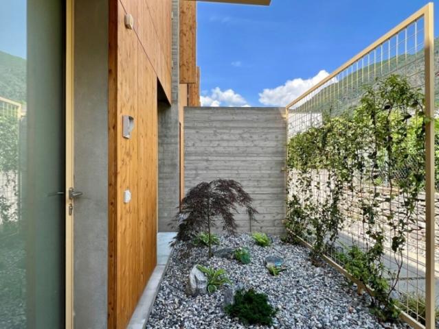 Einfamilien /Reihenhaus mit Garten und 2 Parkplätzen