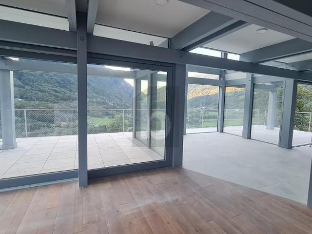 Einfamilienhaus 10.5 Zimmer