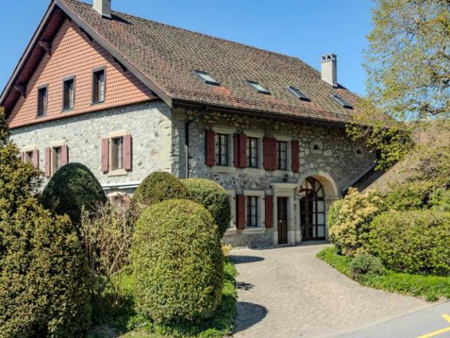 Einfamilienhaus 11.5 Zimmer