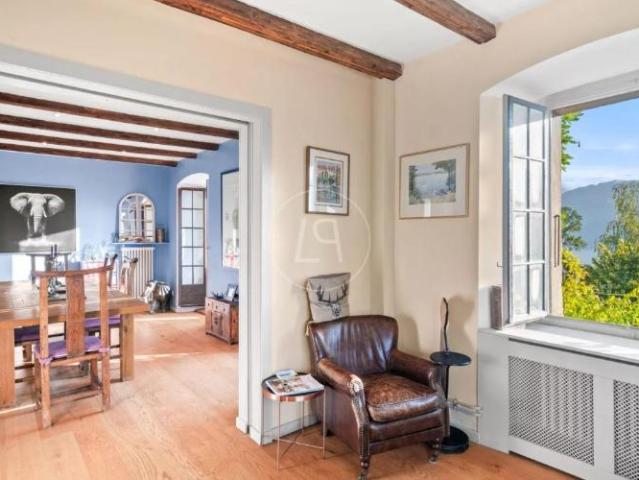 Einfamilienhaus 11 Zimmer