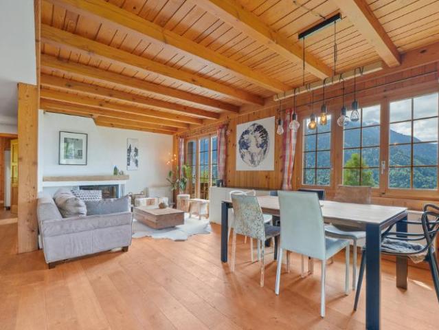 Einfamilienhaus 7.5 Zimmer