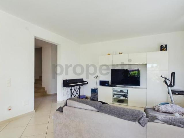 Einfamilienhaus 7.5 Zimmer