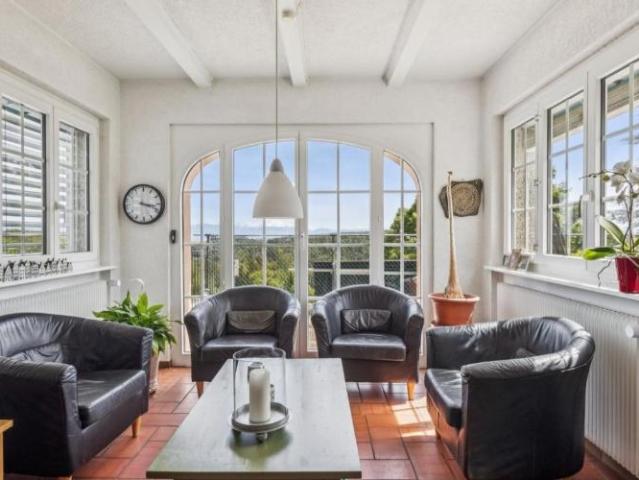 Einfamilienhaus 7.5 Zimmer