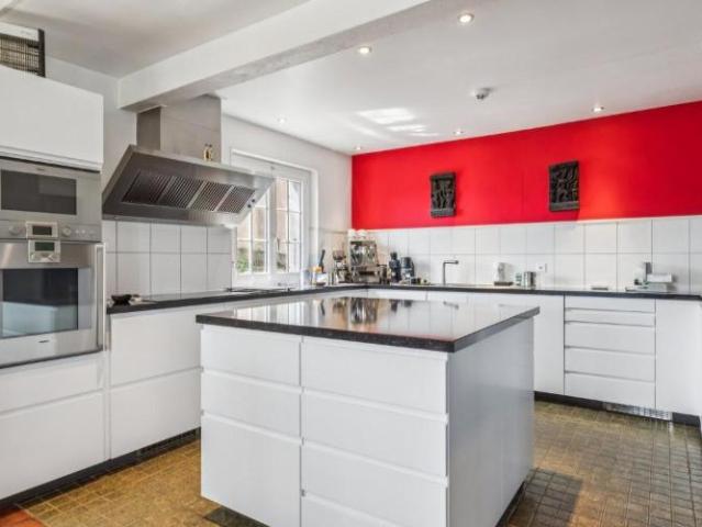 Einfamilienhaus 7.5 Zimmer