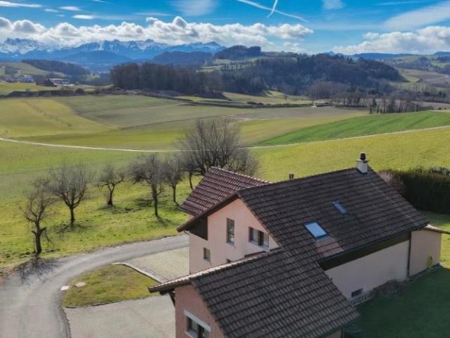 Einfamilienhaus 7.5 Zimmer