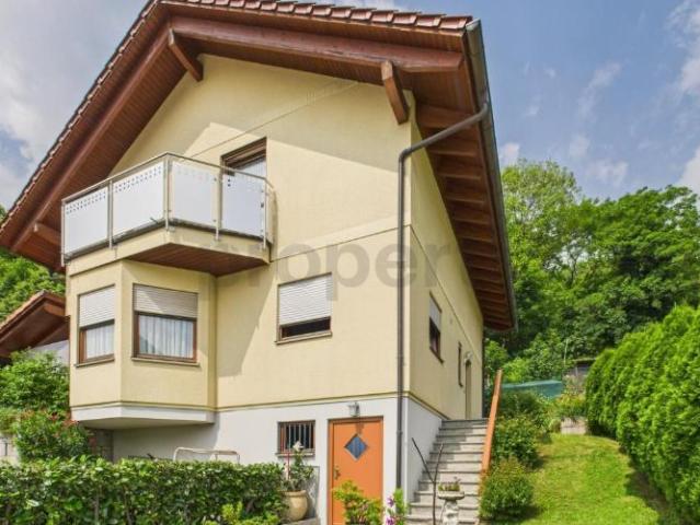Einfamilienhaus 4.5 Zimmer