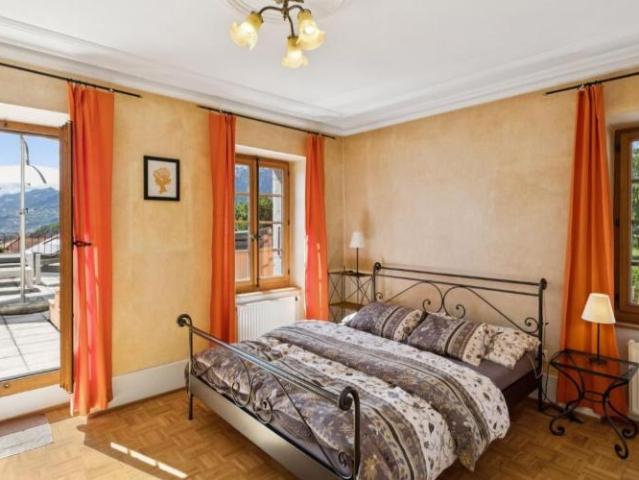 Einfamilienhaus 6.5 Zimmer