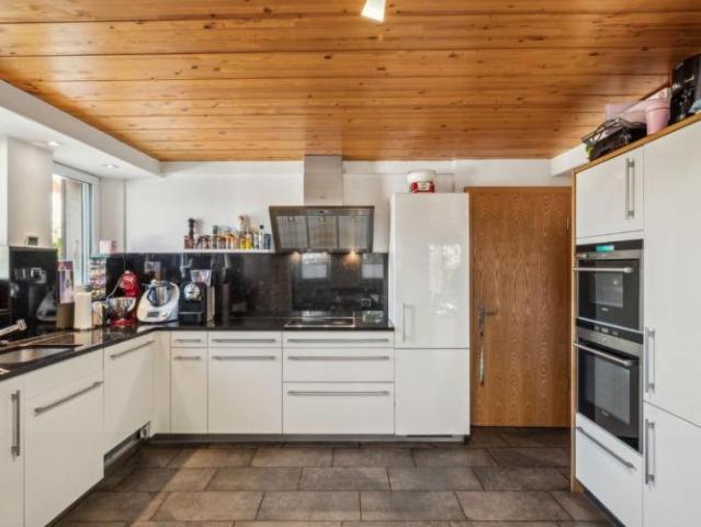Einfamilienhaus 6.5 Zimmer