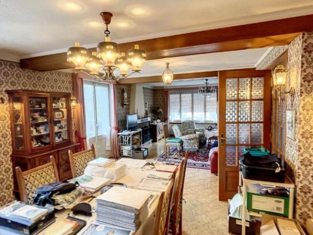 Einfamilienhaus 6.5 Zimmer